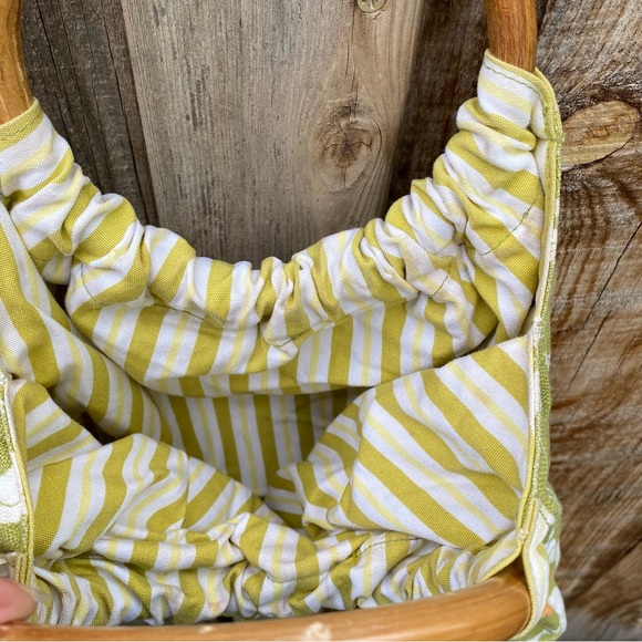 Green and orange floral canvas purse with circular bamboo handle, reversible! - Picture 4 of 14